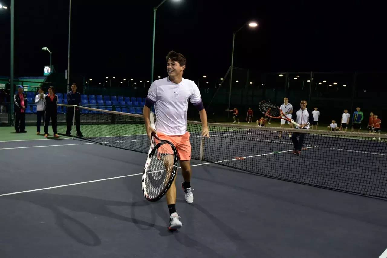 更契合的球 更契合的球